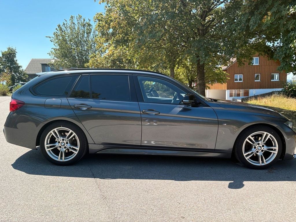 نمای دیگر بی ام و F31 318i
