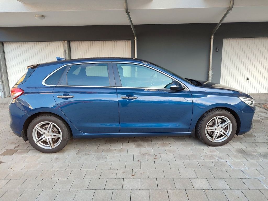 نمای دیگر هیوندای i30 1.0 T-GDI پریمیوم، پکیج ناوبری، ...