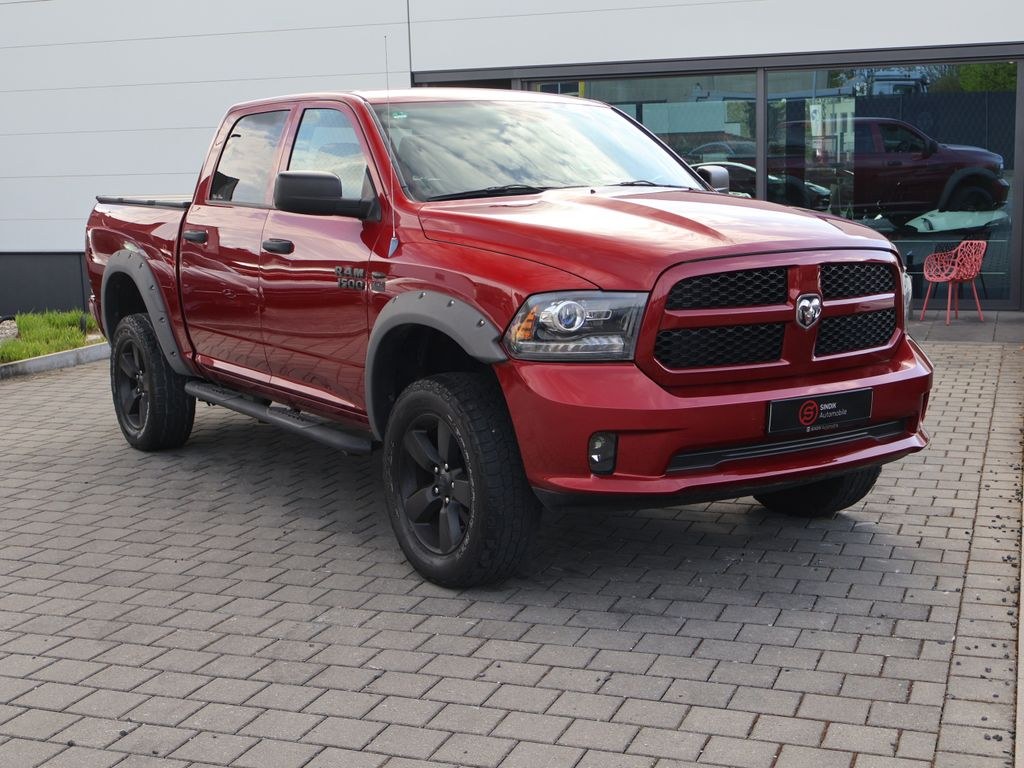 نمای دیگر دوج رام 5,7 V8 AWD گازسوز