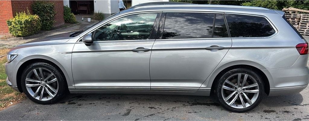 نمای دیگر فروش فولکس واگن پاسات B8 4Motion