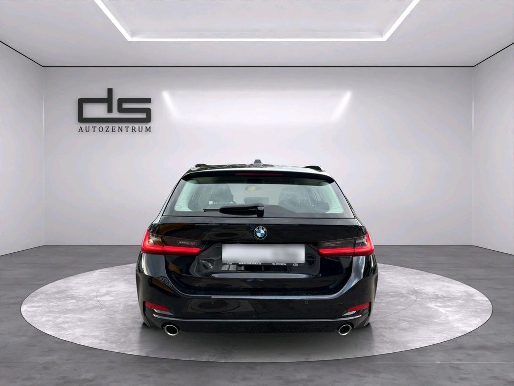 نمای دیگر بی ام و 318d 2023