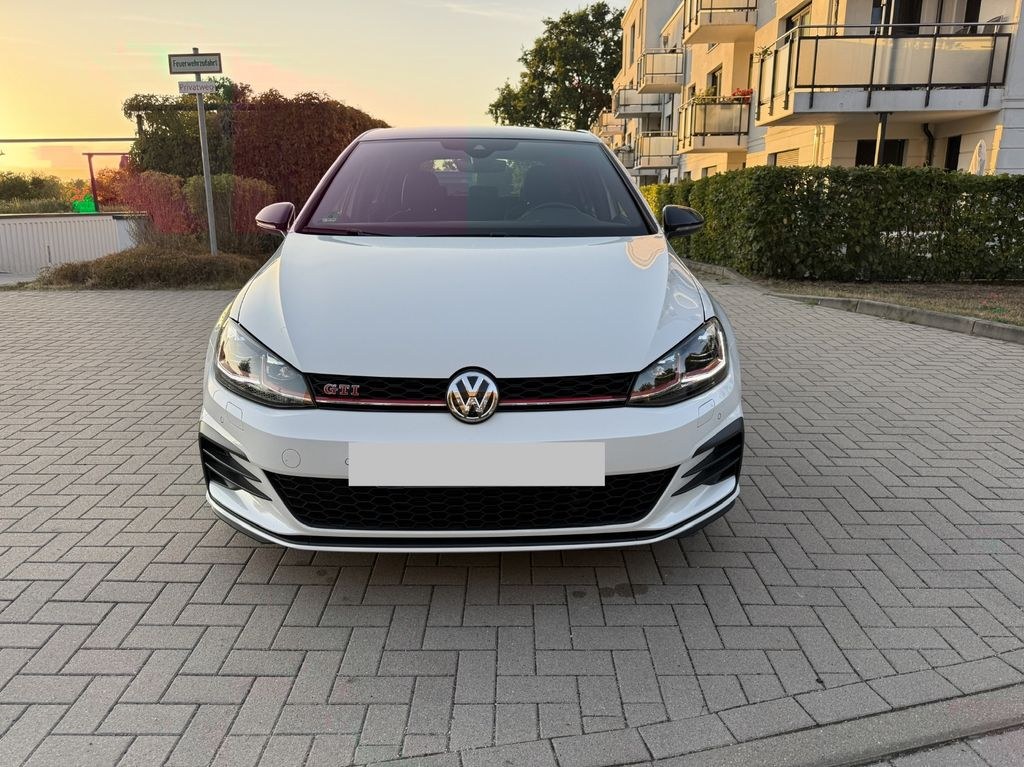 نمای دیگر فولکس واگن گلف 2.0 TSI OPF DSG GTI پرفورمنس GTI پر...