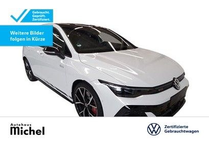 فولکس واگن گلف 8 TSI DSG GTI کلاباسپورت بلک استایل چرم H