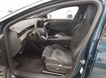 نمای دیگر فولکس واگن ID.7 تورر پرو 210kW/77kWh IQ-Light صندلی ارگونومیک DC