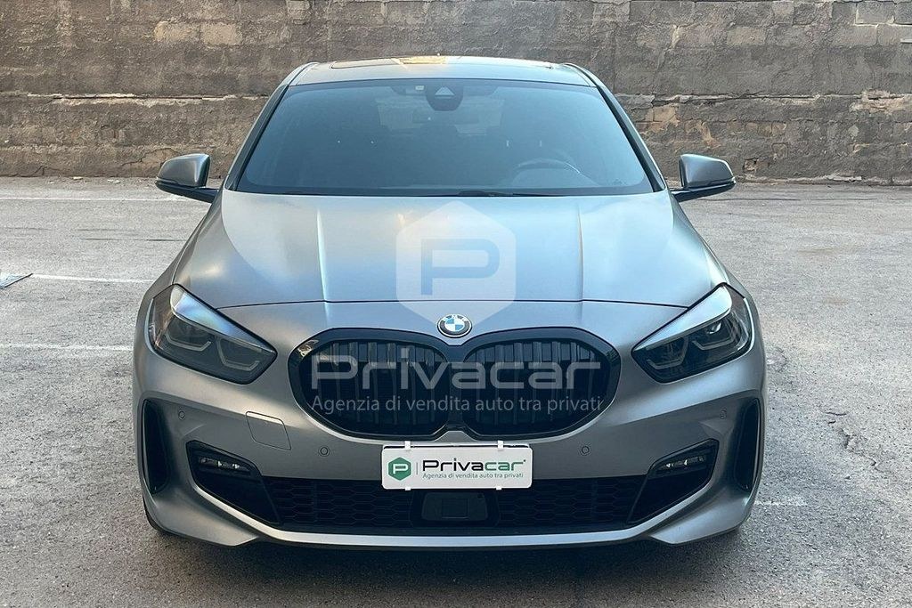 نمای دیگر بی ام و 118d 5p ام اسپرت اکستریور