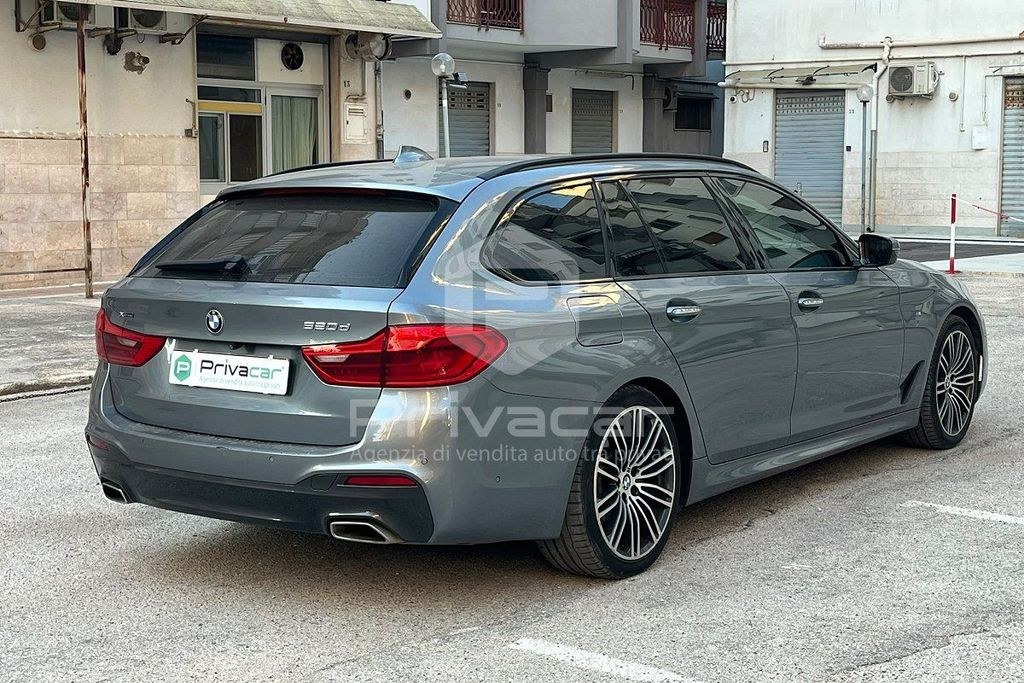 نمای دیگر بی ام و 520d ایکس درایو تورینگ ام اسپرت