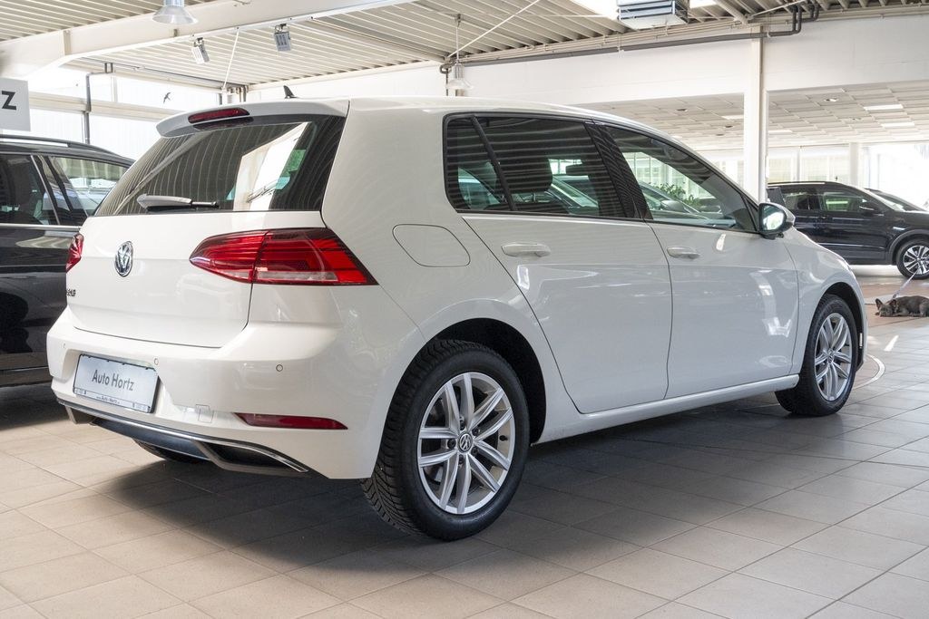 نمای دیگر فولکس واگن گلف VII کامفورت 1.6 TDI DSG! رینگ آلومینیومی، app con
