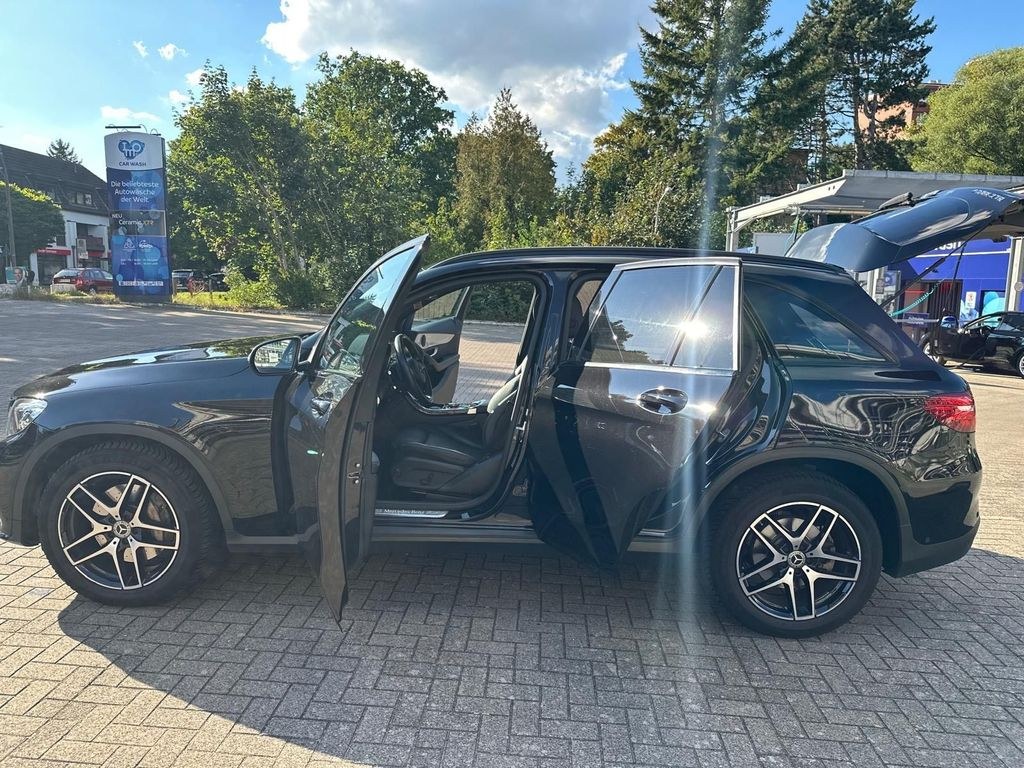 نمای دیگر مرسدس بنز مرسدس بنز GLC 220d 4 Matic