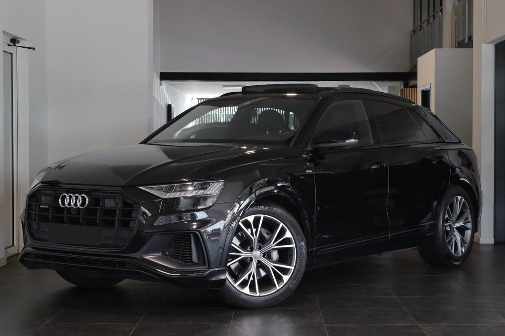 نمای دیگر آئودی Q8 50 TDI کواترو اس-لاین تیپترونیک فول
