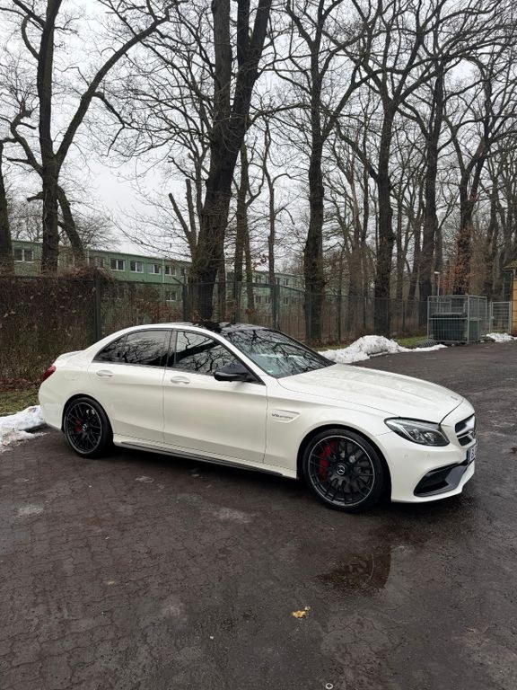 مرسدس بنز C 63 AMG مرسدس-AMG C 63 S مرسدس-AMG S