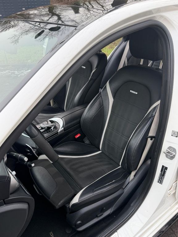 نمای دیگر مرسدس بنز C 63 AMG مرسدس-AMG C 63 S مرسدس-AMG S