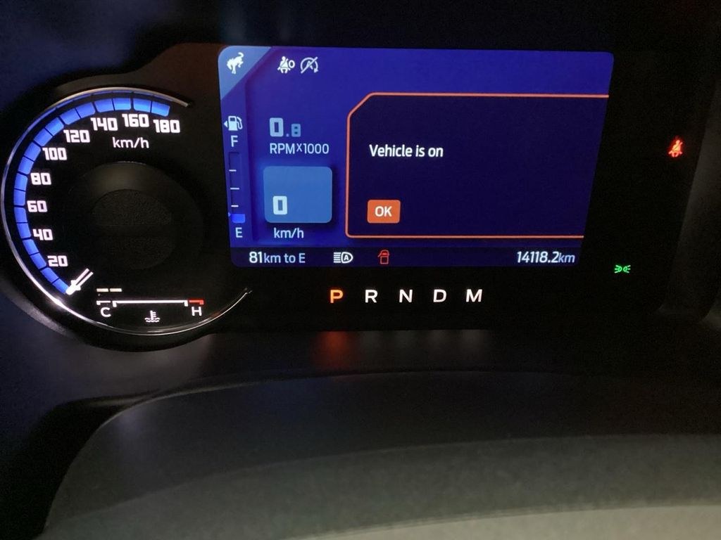 نمای دیگر فورد برانکو 2.7 Aut 4WD بدلندز LED+ACC+360°Kam