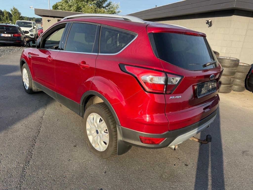 نمای دیگر فورد کوگا 1,5 TDCi 4x2 88kW تیتانیوم پاورشیفت