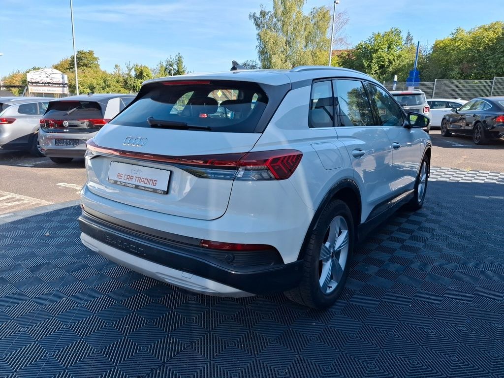 نمای دیگر آئودی Q4 e-tron 40 e-tron*Basis*Alu*Virtual*150kw*Mwst