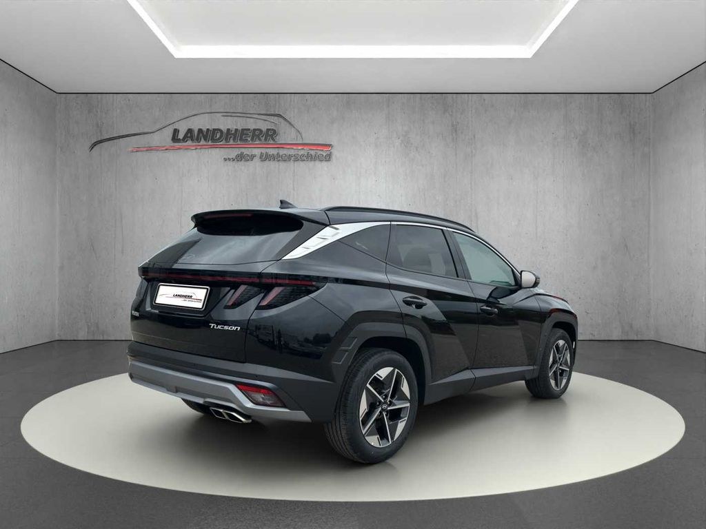 نمای دیگر هیوندای توسان ادونسد ماتریکس LED/ACC/کامرا/LHZ