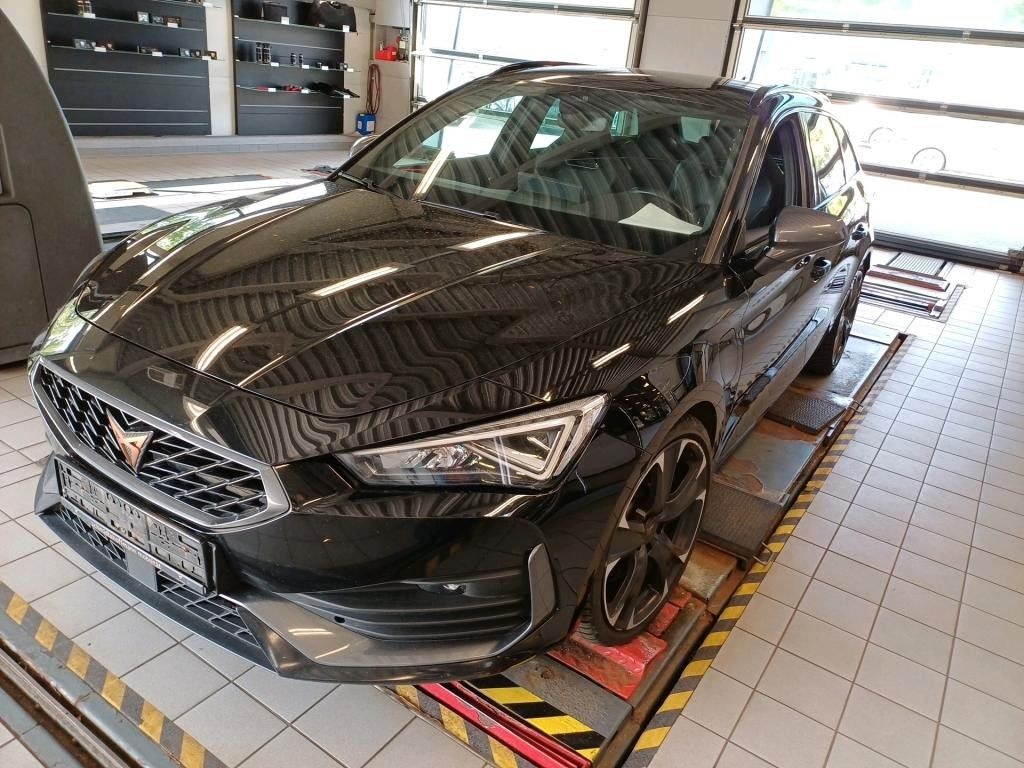 کوپرا لئون اسپورتتورر VZ e-Hybrid اتوماتیک ناوی AHK LED