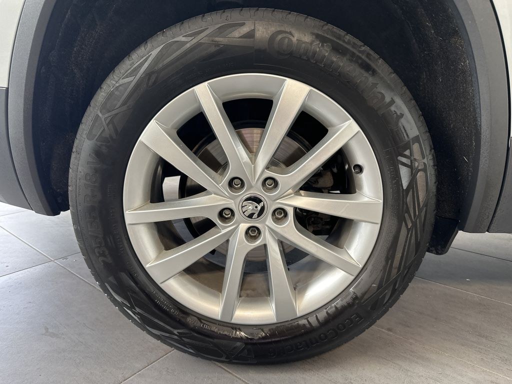 نمای دیگر اشکودا کودیاک 2.0 TDI DSG 4x4 استایل NAV+MATRIX+ACC+PANO