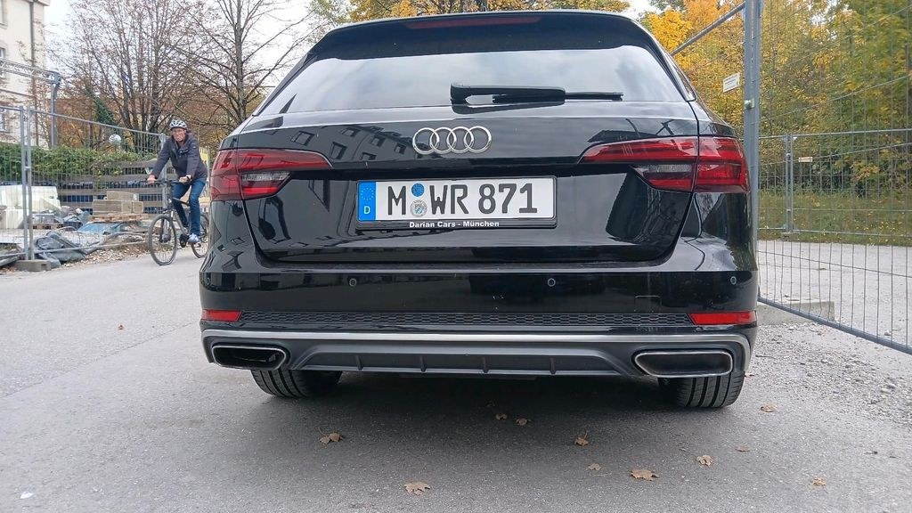 نمای دیگر آئودی A4 B9 35 اس-لاین اکتبر 2019