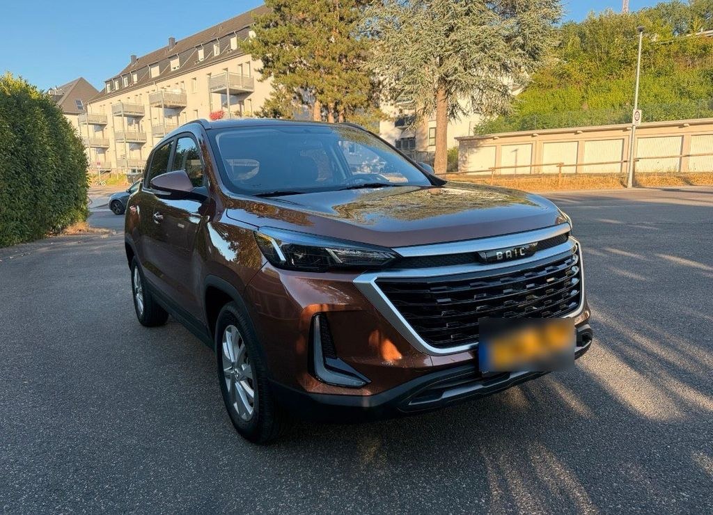 نمای دیگر سایر بایک X35 1.5 بنزینی فقط 3.000 کیلومتر ساخت...