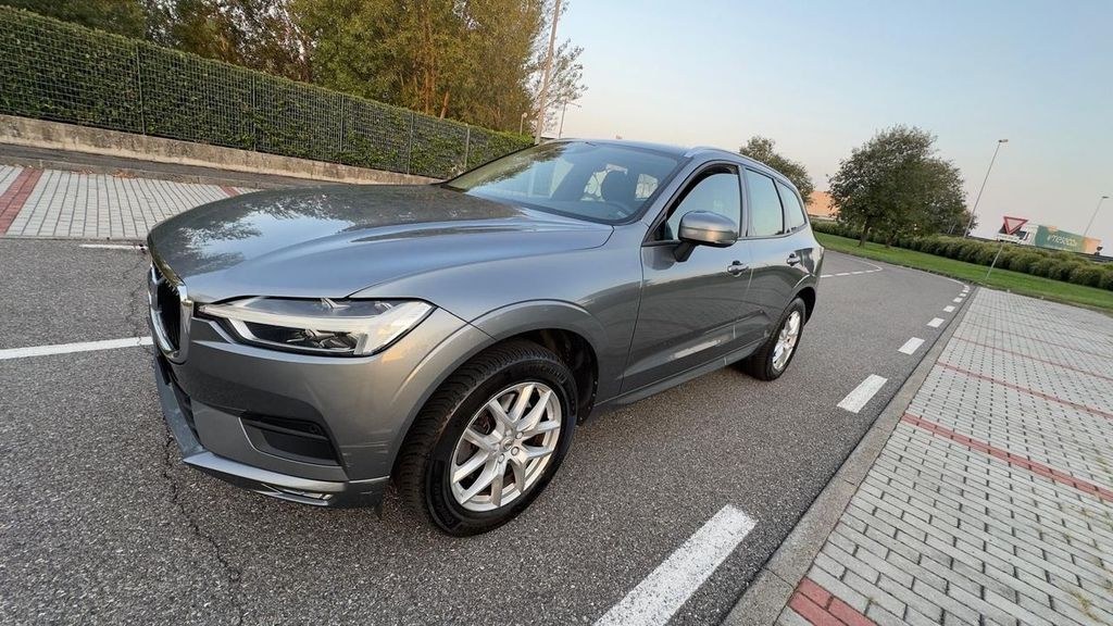 نمای دیگر ولوو XC 60 XC60 D5 AWD گیراتورنیک R-دیزاین