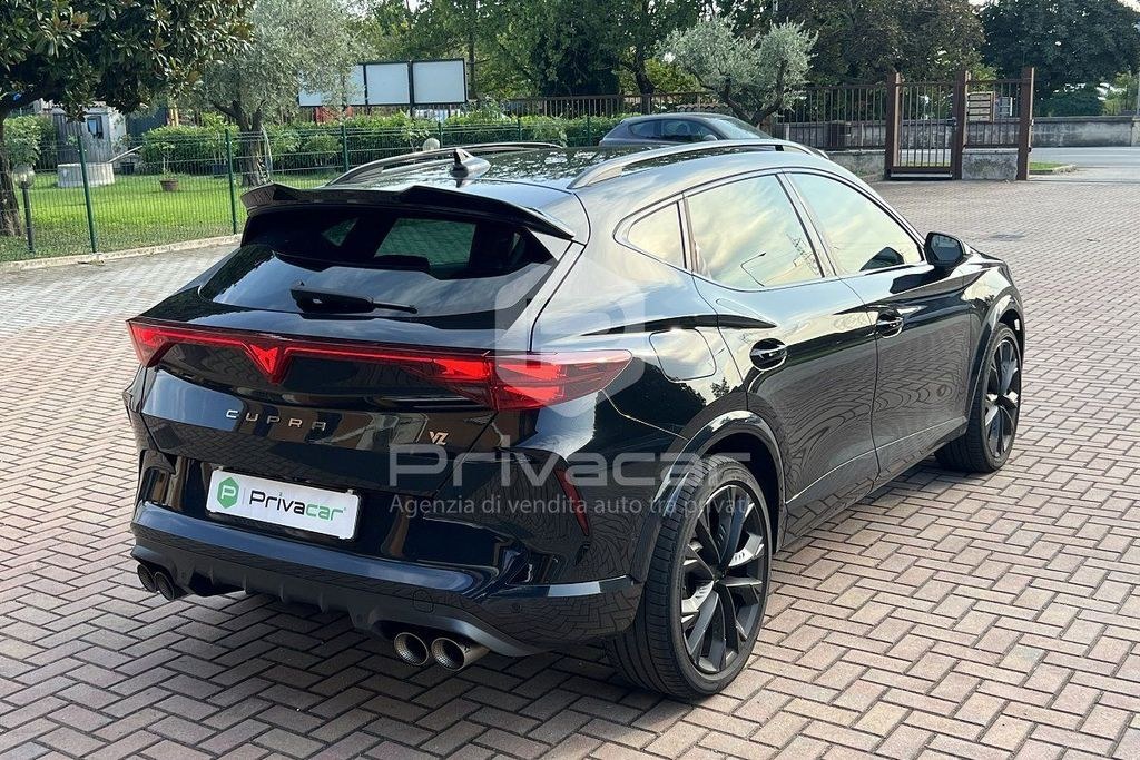 نمای دیگر کوپرا کوپرا فورمنتور 2.0 TSI DSG 4Drive VZ اکستریم