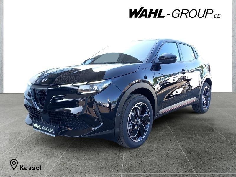 آلفا رومئو جونیور 1.2 VGT هایبرید ملایم اسپشیال رینگ LM