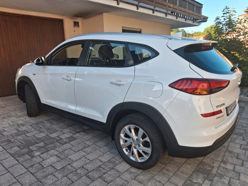 نمای دیگر هیوندای توسان 1.6 T-GDI Select 2WD Select