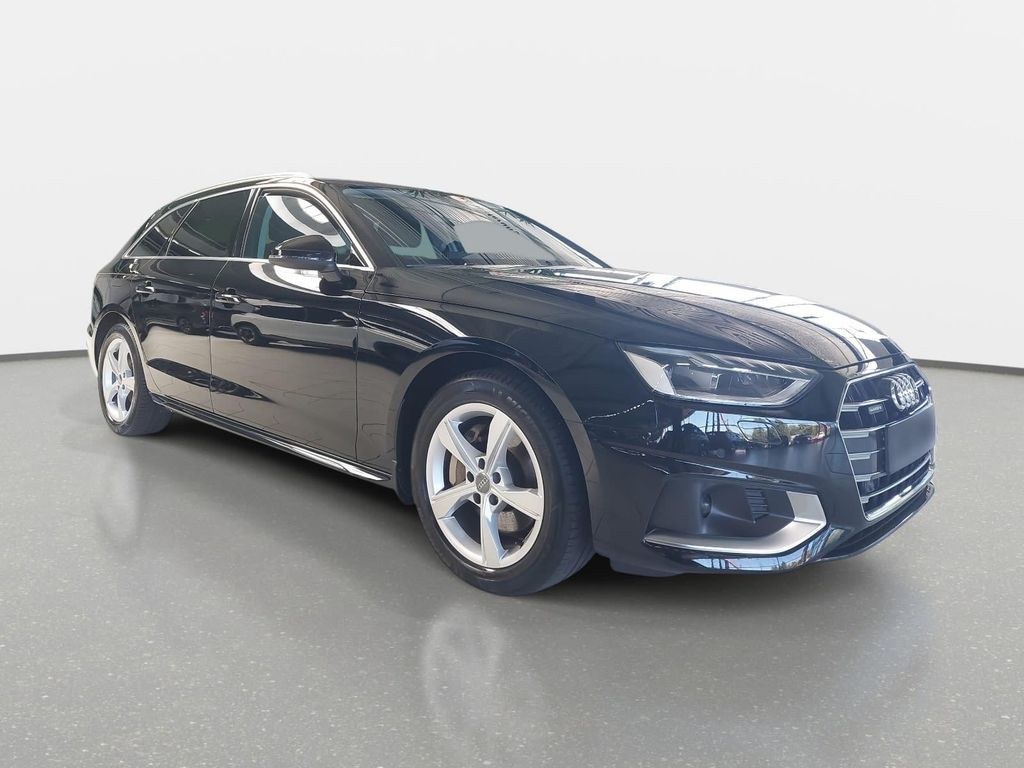 نمای دیگر آئودی A4 40 2.0 TDI کواترو ادونسد وینتر AHK