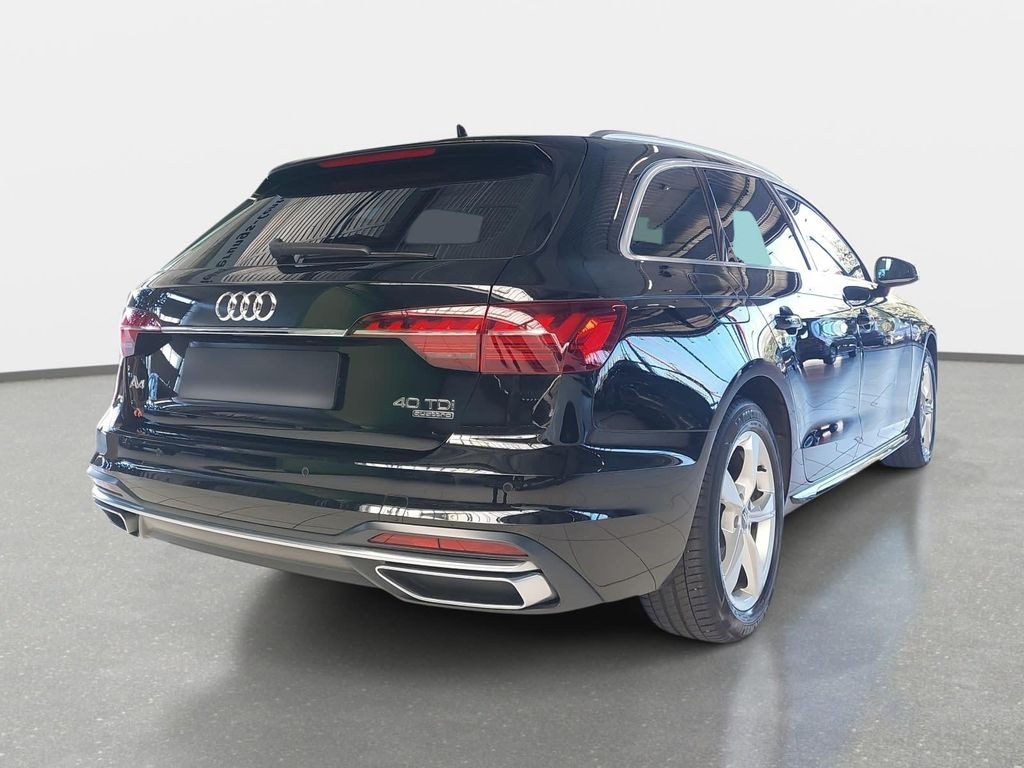 نمای دیگر آئودی A4 40 2.0 TDI کواترو ادونسد وینتر AHK