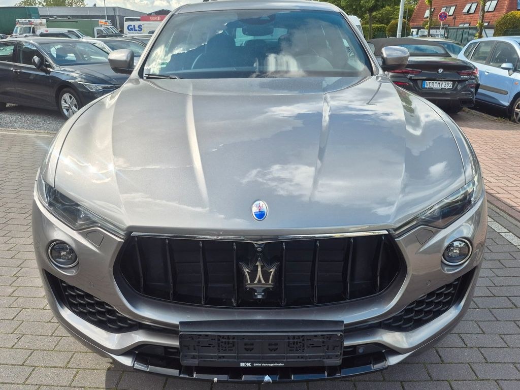 نمای دیگر Maserati Levante Diesel 3.0 TDI Leder Navi LED