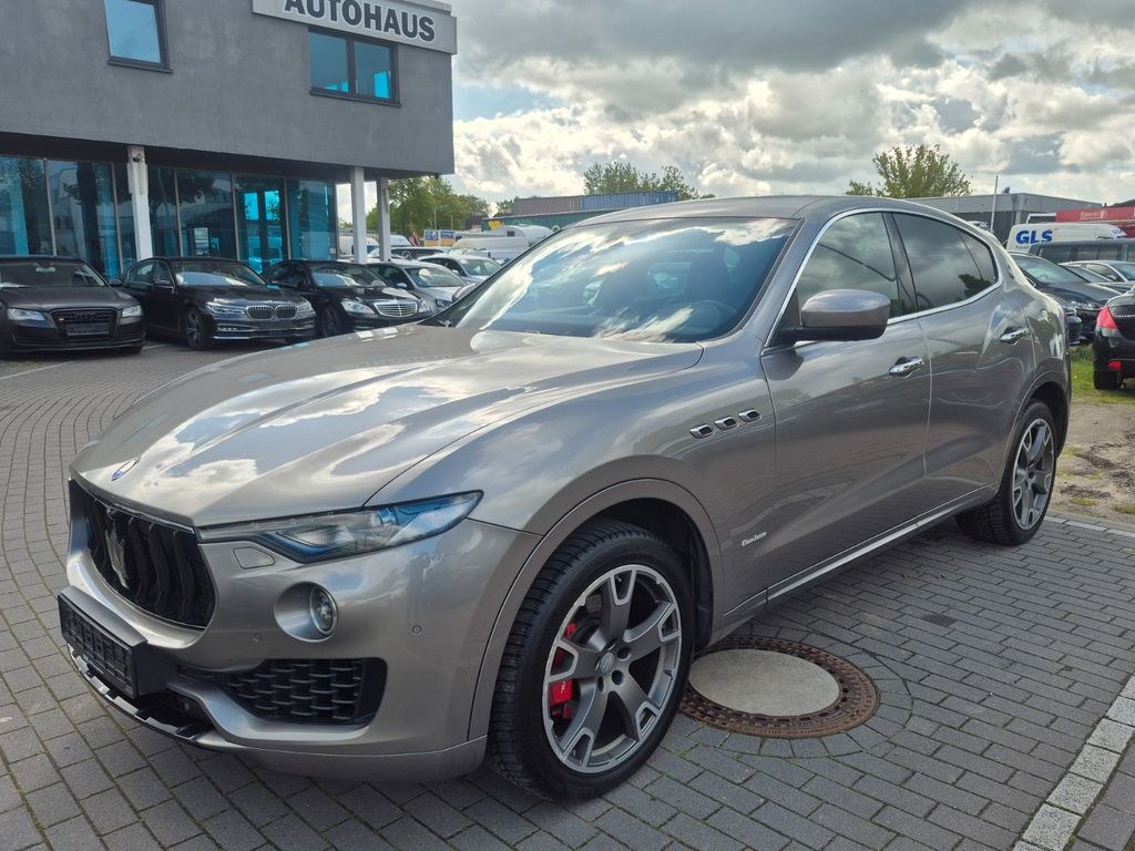 نمای دیگر Maserati Levante Diesel 3.0 TDI Leder Navi LED