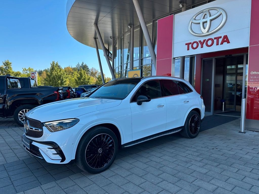 نمای دیگر مرسدس بنز GLC 450 d 4Matic AMG,***قیمت جدید تقریبا 115.000€***