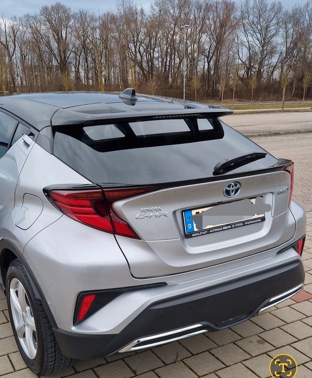 نمای دیگر تویوتا C-HR 2.0-l-VVTi هایبرید تیم دویچلند تیم...