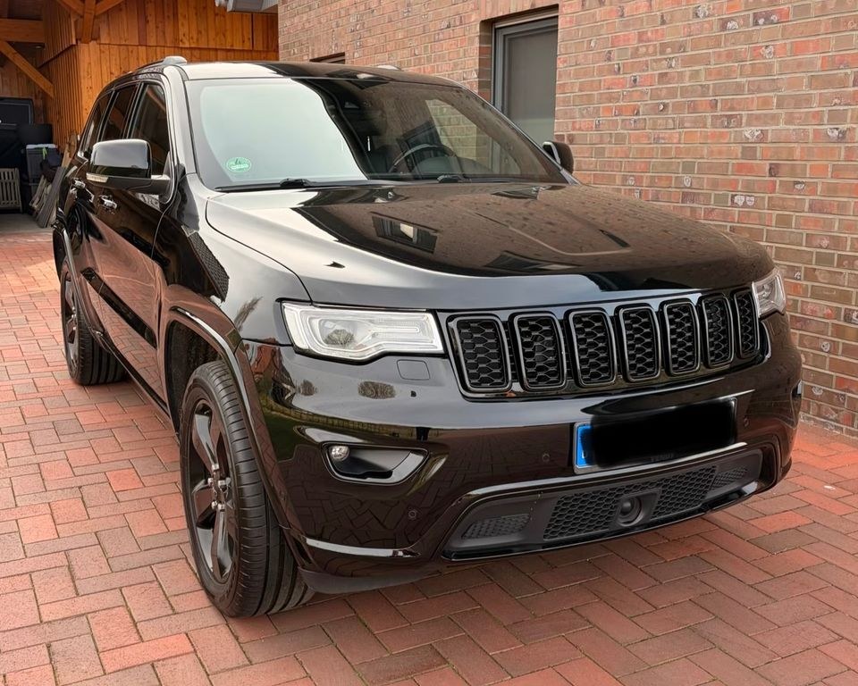 نمای دیگر جیپ گرند چروکی 3.0l V6 مولتیجت 184kW اوورلند...