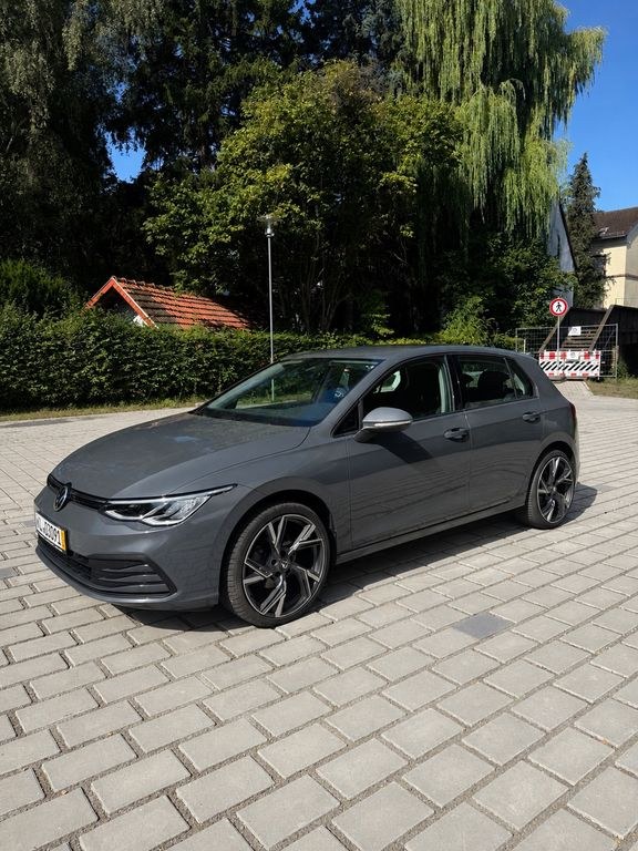 فولکس واگن گلف 8 2.0 TDI | تسمه تایم نو | TÜV نو