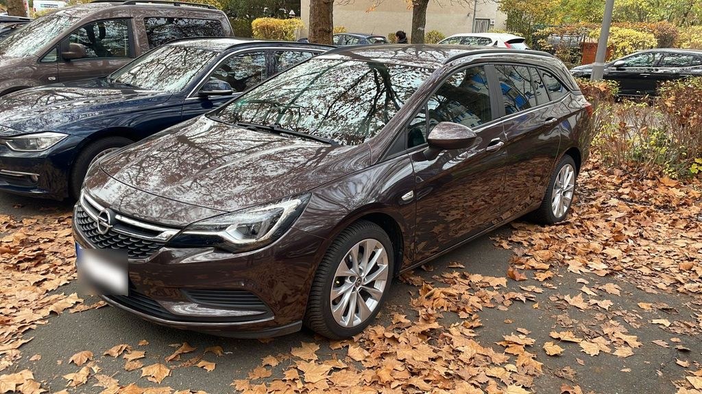نمای دیگر اوپل آسترا K ST بیزینس 1.6 CDTI - 136 PS...