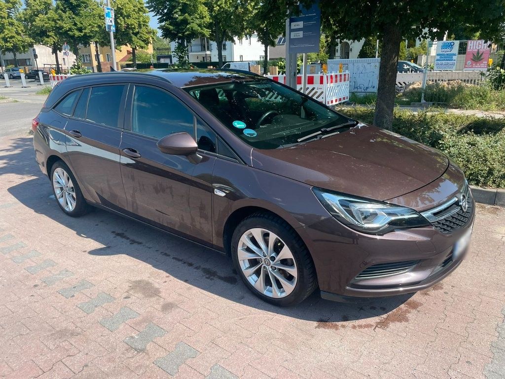 نمای دیگر اوپل آسترا K ST بیزینس 1.6 CDTI - 136 PS...