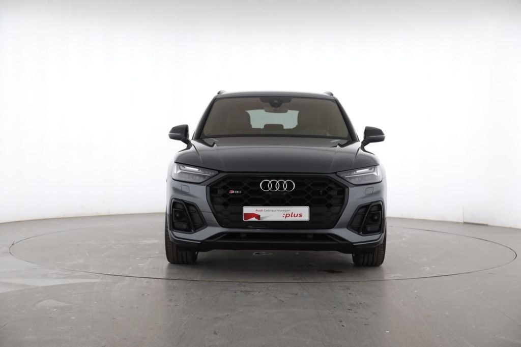 نمای دیگر آئودی SQ5 TDI تیپترونیک کواترو 21 اینچ فول دیتونا خاکستری