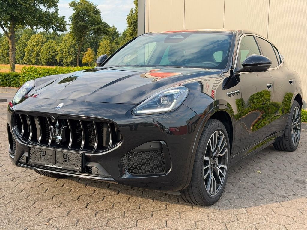 نمای دیگر مازراتی گرکاله مودنا 221 kW 2.0 هیبرید ملایم AWD GT