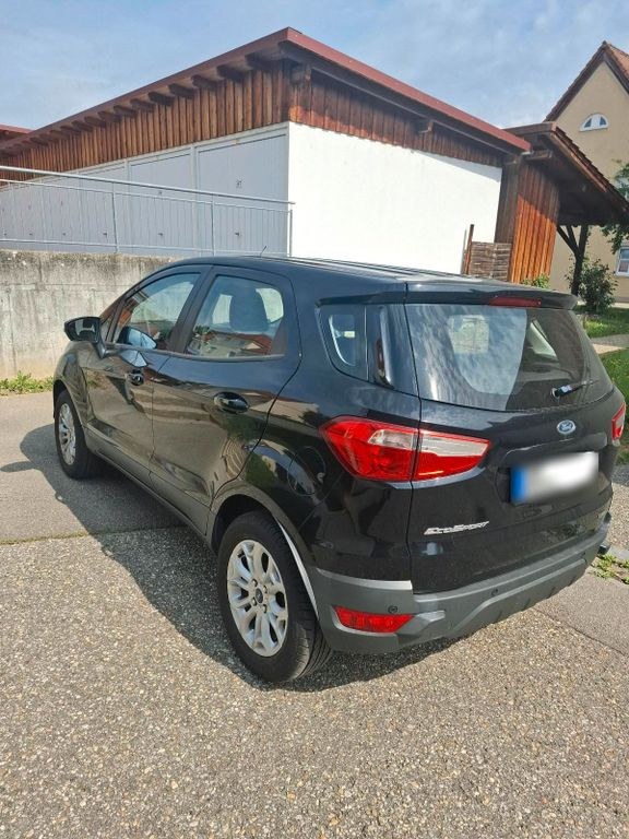 نمای دیگر فورد اکواسپورت / یک دست