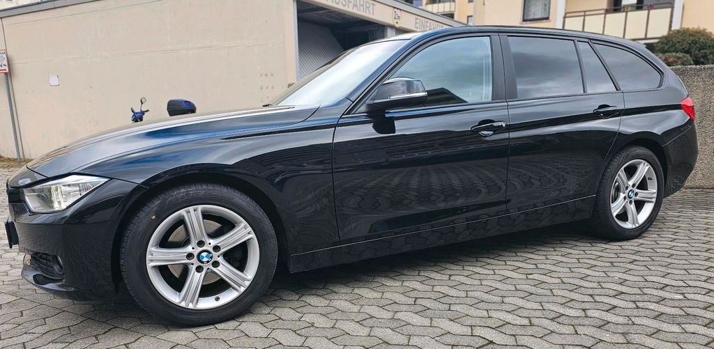 نمای دیگر بی ام و F31 کومبی Euro 6
