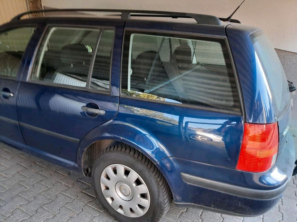 فولکس واگن گلف 4 واریانت اتوماتیک