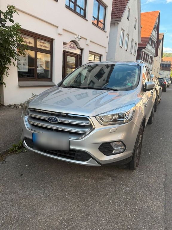 فورد کوگا 4x4 1.5l وضعیت عالی
