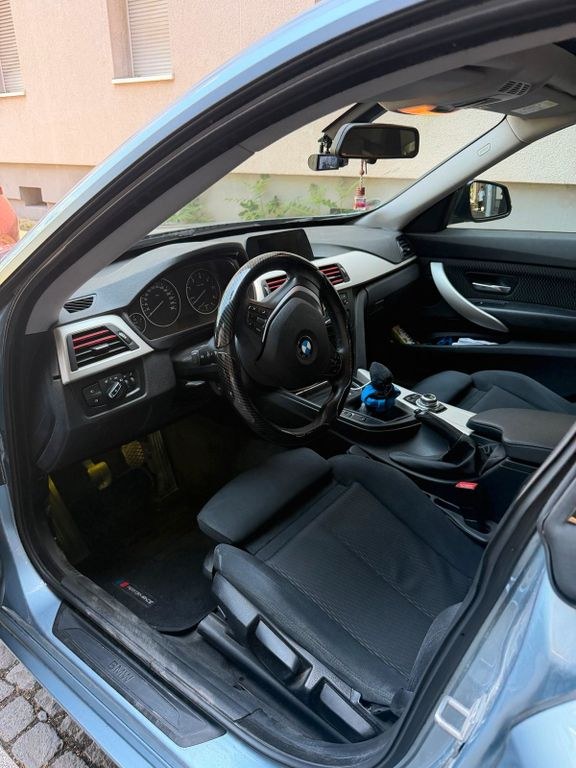 نمای دیگر بی ام و 320 Gt