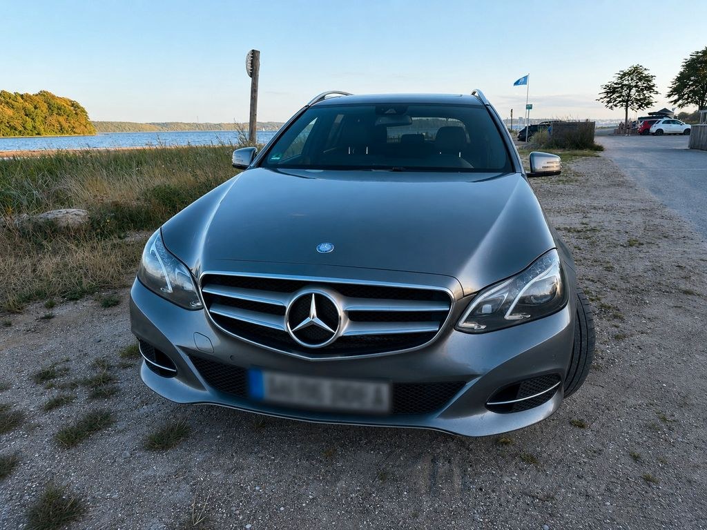 مرسدس بنز E 300 BlueTEC T V6 دیزل