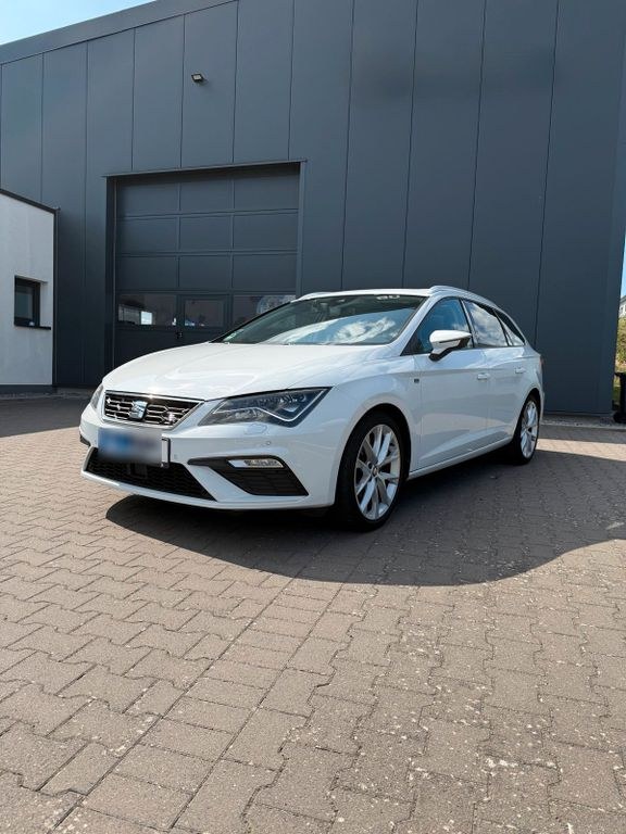 نمای دیگر سیت لئون FR ST 2.0 TDI 150 PS, TÜV جدید, Z...