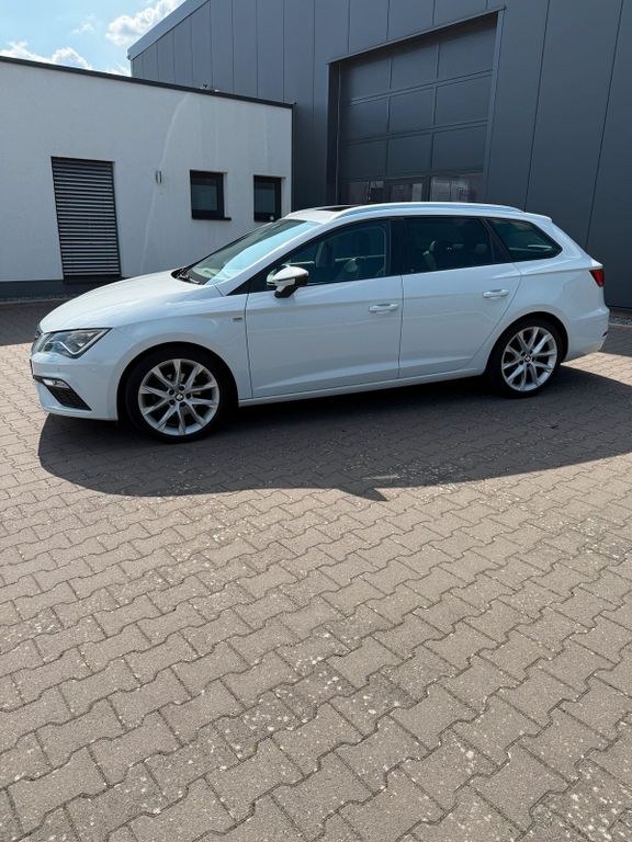 نمای دیگر سیت لئون FR ST 2.0 TDI 150 PS, TÜV جدید, Z...