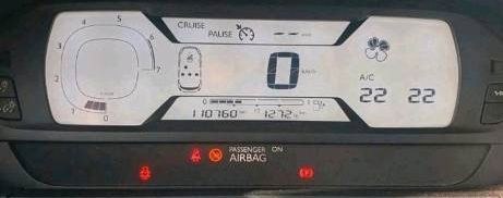نمای دیگر سیتروئن سیتروئن پیکاسو C4 1.1 بنزینی