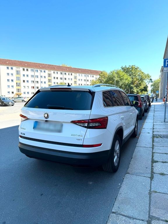 نمای دیگر اشکودا اشکودا کودیاک 2.0 TDI DSG 44 | 7 نفره |...