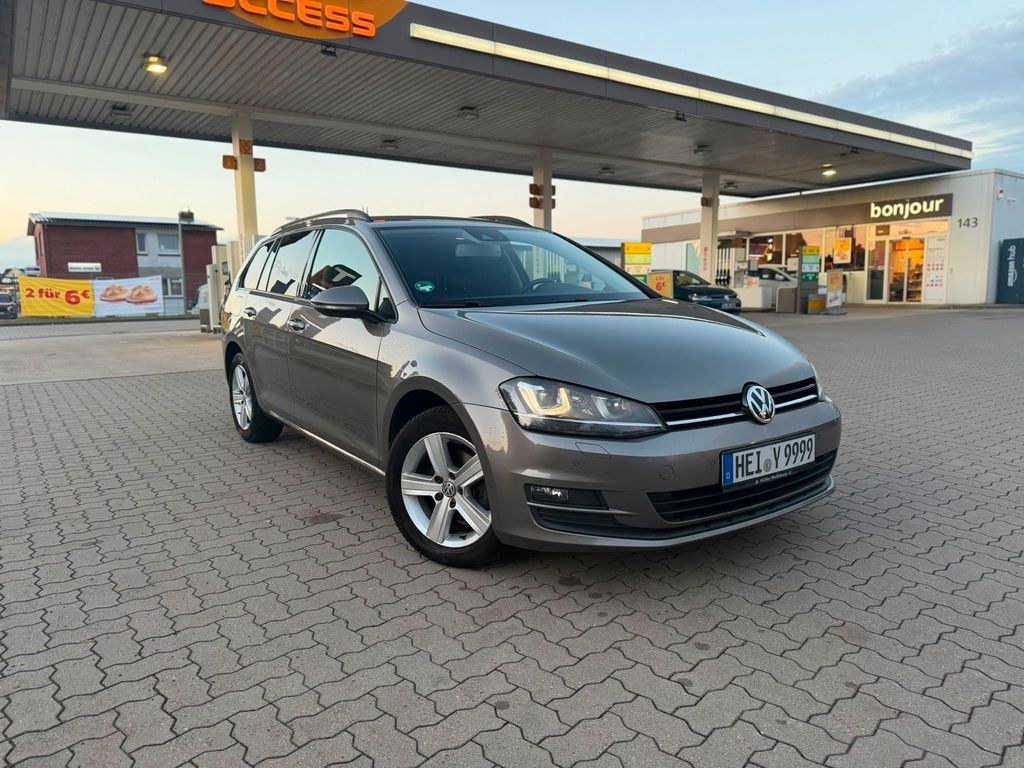 نمای دیگر فولکس واگن گلف VII واریانت 1.6 TDI DSG TÜ...